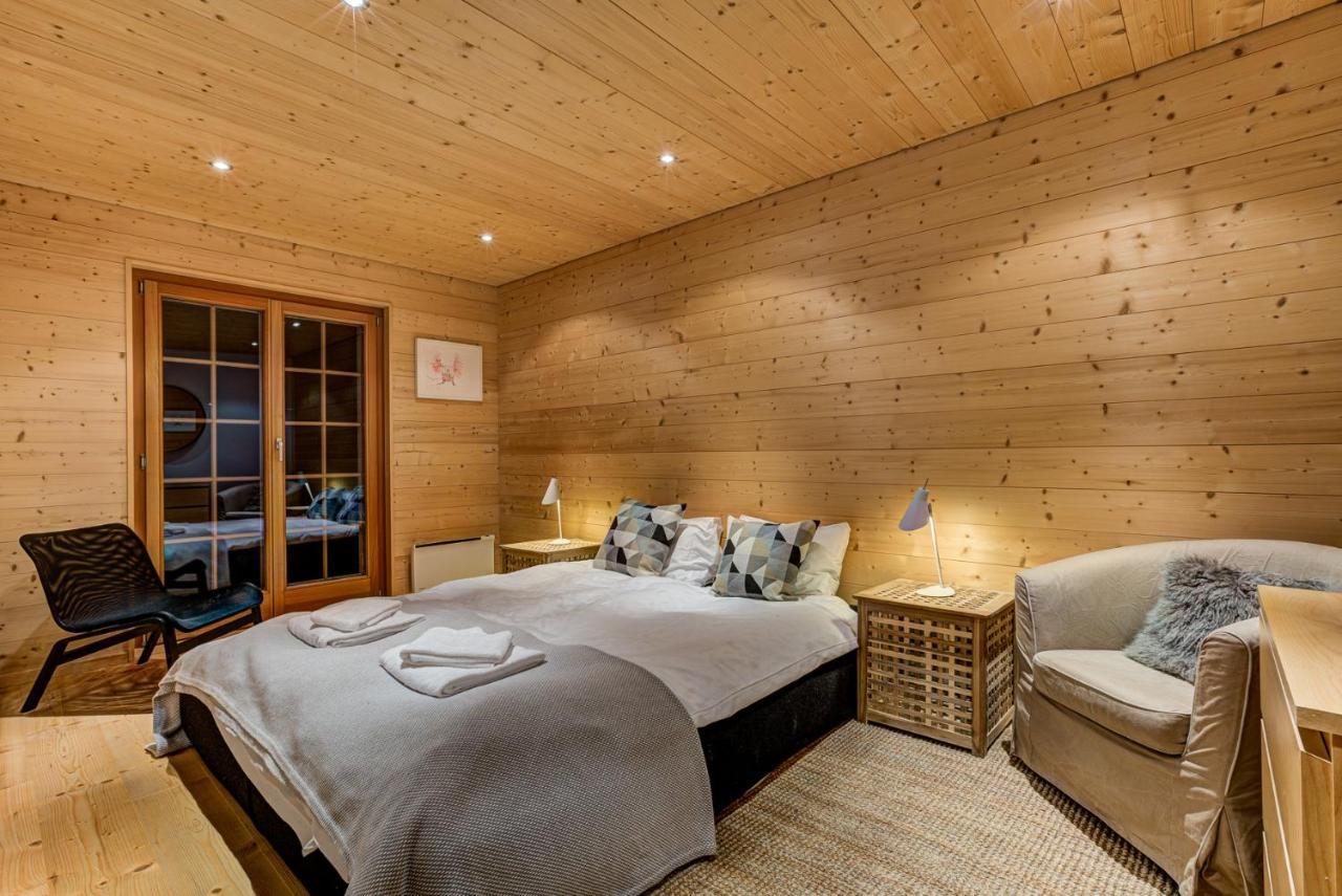Chalet Le Chapeau La Tzoumaz Eksteriør bilde